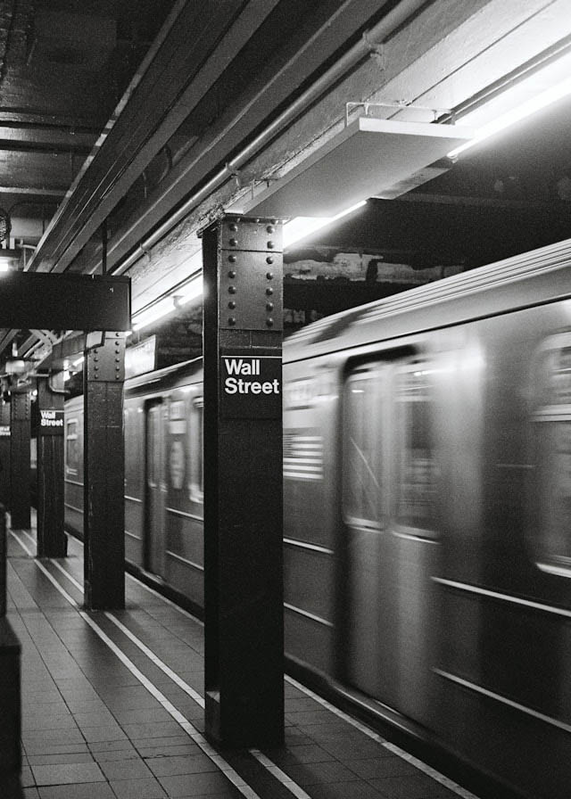 andrew-keymaster-KiXccYM2eQo-unsplash